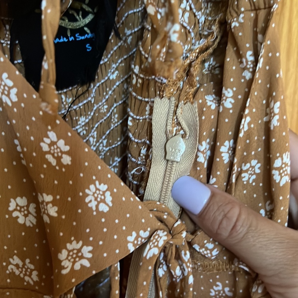 Planet Blue Blue Life Burnt Orange Romper - Picture 7 of 11